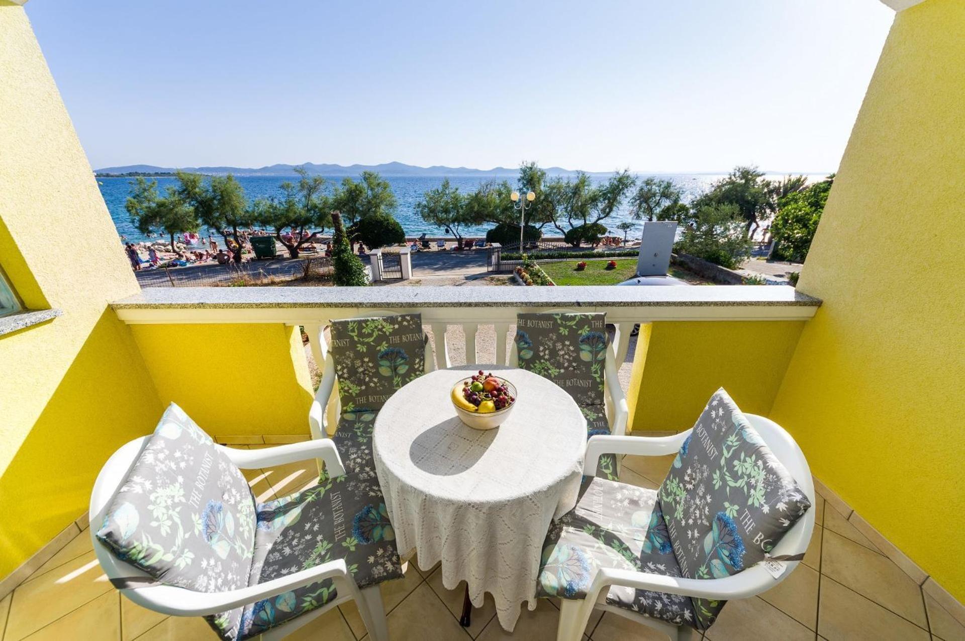 Apartments Petin Задар Экстерьер фото